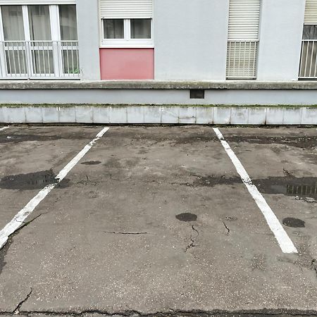 Апартаменты Au Coeur Des Arenes - Parking Prive Мец Экстерьер фото